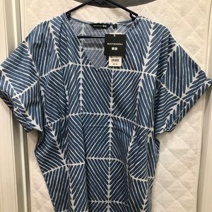 Uniqlo Brand New Women Denim V- Neck Short Sleeve Blouse Marimekko